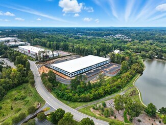 Plus de détails pour 13601 E Reese Blvd, Huntersville, NC - Industriel/Logistique à vendre