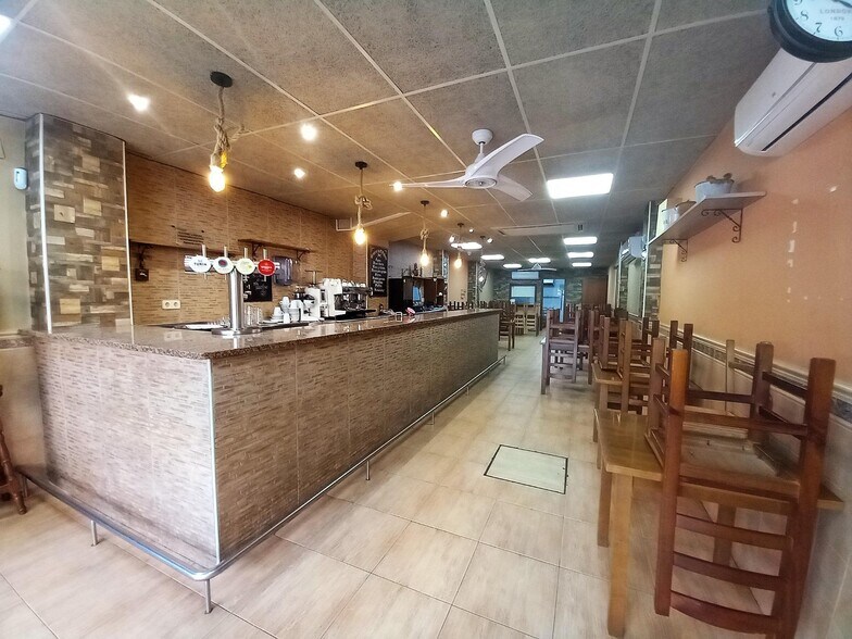 Immeuble residentiel dans Vilanova i la Geltrú, Barcelona à vendre - Photo de l’immeuble – Image 1 sur 5