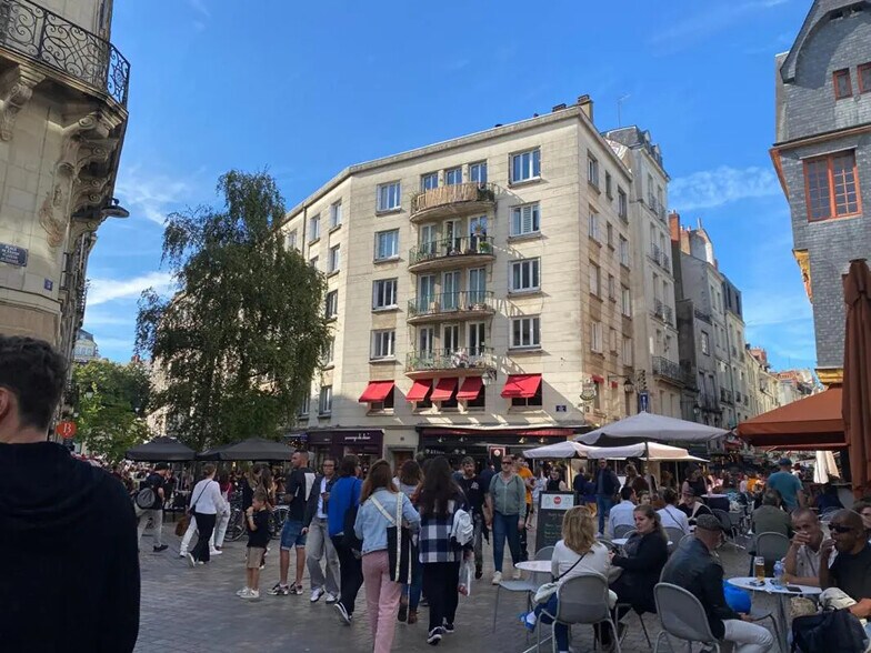 Local commercial dans Nantes à louer - Photo de l’immeuble – Image 3 sur 6