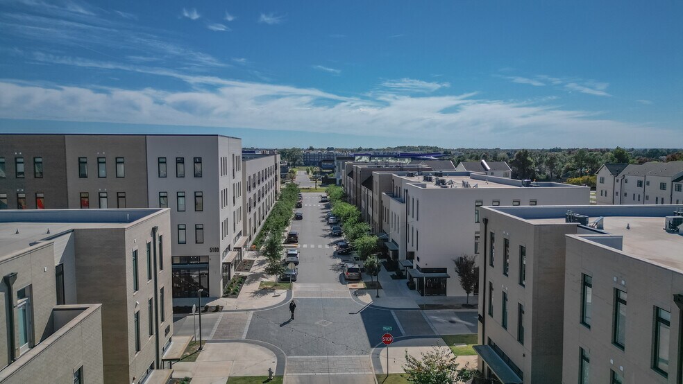 5100 W Park Dr, Rogers, AR à louer - Photo de l’immeuble – Image 3 sur 21