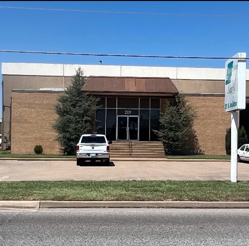 201 N Ann Arbor Ave, Oklahoma City, OK à louer Photo de l’immeuble– Image 1 sur 20