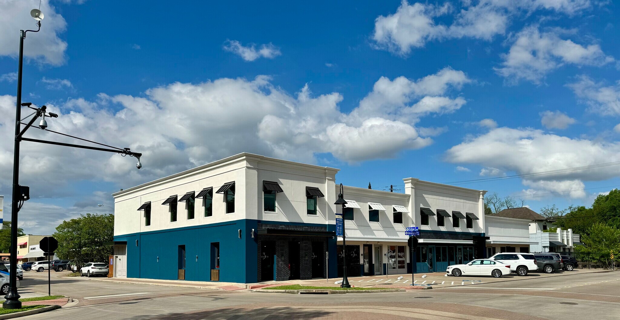 3642 University Blvd, Houston, TX à louer Photo de l’immeuble– Image 1 sur 6