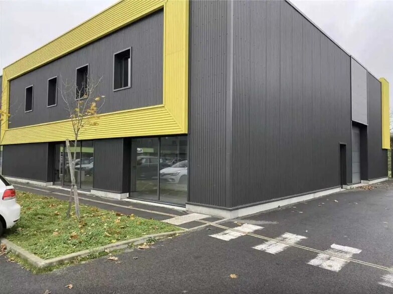 14 B Rue Des Clairières, LES SORINIÈRES à louer - Photo de l’immeuble – Image 1 sur 5