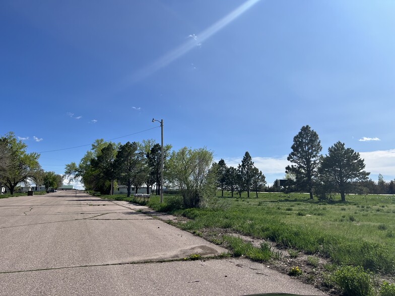 15 Regency Ct, Chadron, NE à vendre - Photo de l’immeuble – Image 3 sur 12