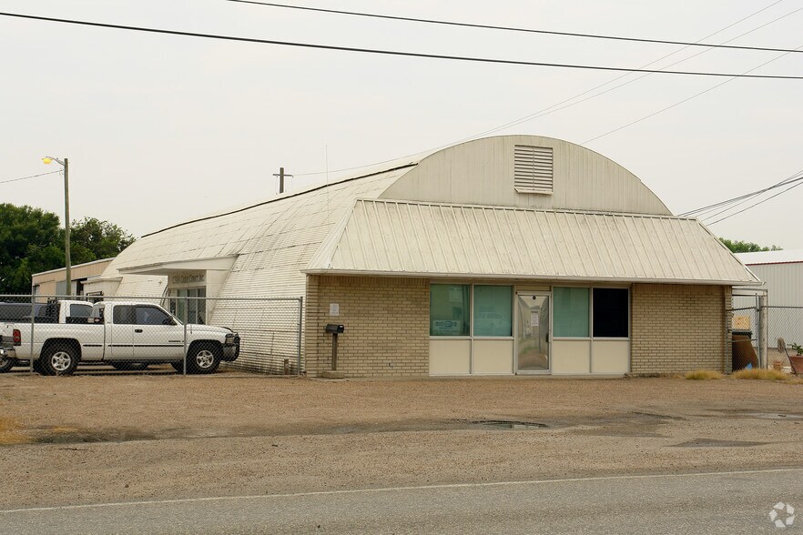 5741 Leopard St, Corpus Christi, TX à louer - Photo de l’immeuble – Image 2 sur 12