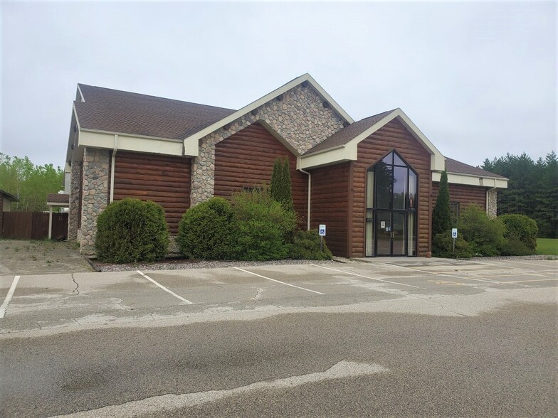 W10508 Kottke Rd, Crivitz, WI à vendre - Photo de l’immeuble – Image 2 sur 52