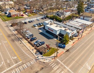 Plus de détails pour 1831 Deer Park Ave, Deer Park, NY - Local commercial à vendre