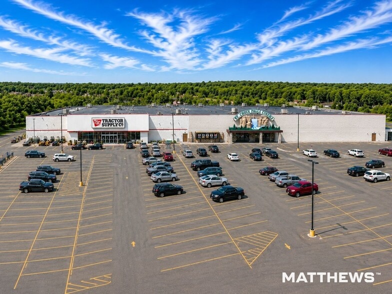 2179 Us-8, Saint Croix Falls, WI à vendre - Photo de l’immeuble – Image 2 sur 3
