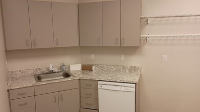 401 Ryland St, Reno, NV à louer Photo intérieure– Image 2 sur 9