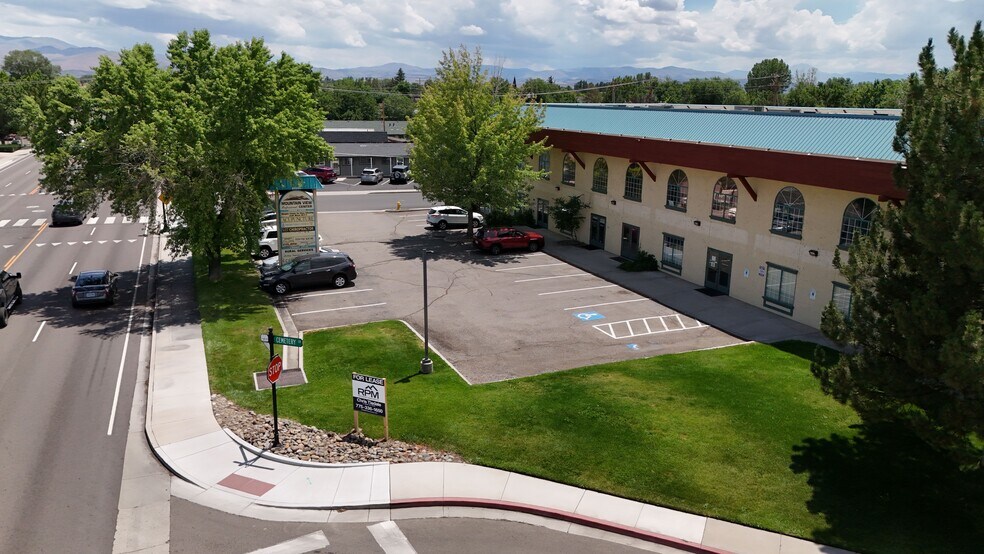 1528 US Highway 395 N, Gardnerville, NV à louer - Photo de l’immeuble – Image 2 sur 7