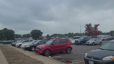 3551 Belmont Ave, Youngstown, OH à louer - Vidéo sur l’annonce professionnelle 