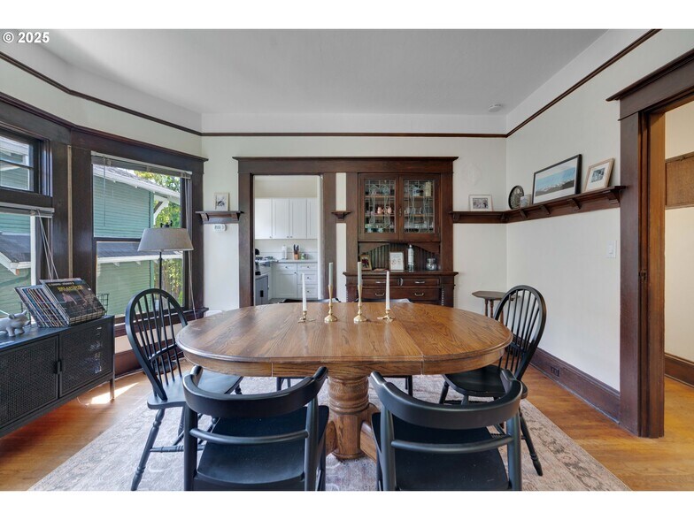 1814 SE Madison St, Portland, OR à vendre - Photo de l’immeuble – Image 3 sur 9
