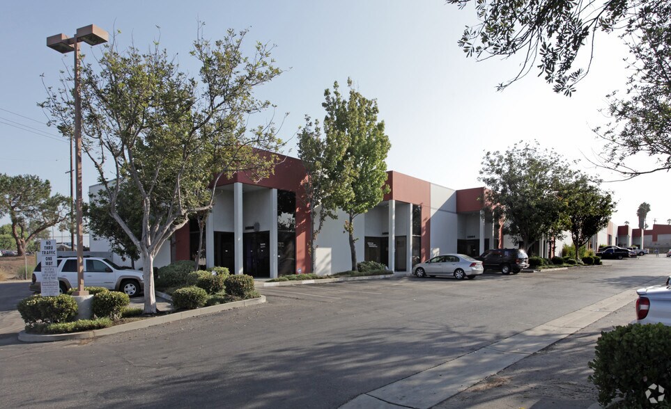 14900-14918 S Figueroa St, Gardena, CA à louer - Photo de l’immeuble – Image 3 sur 9