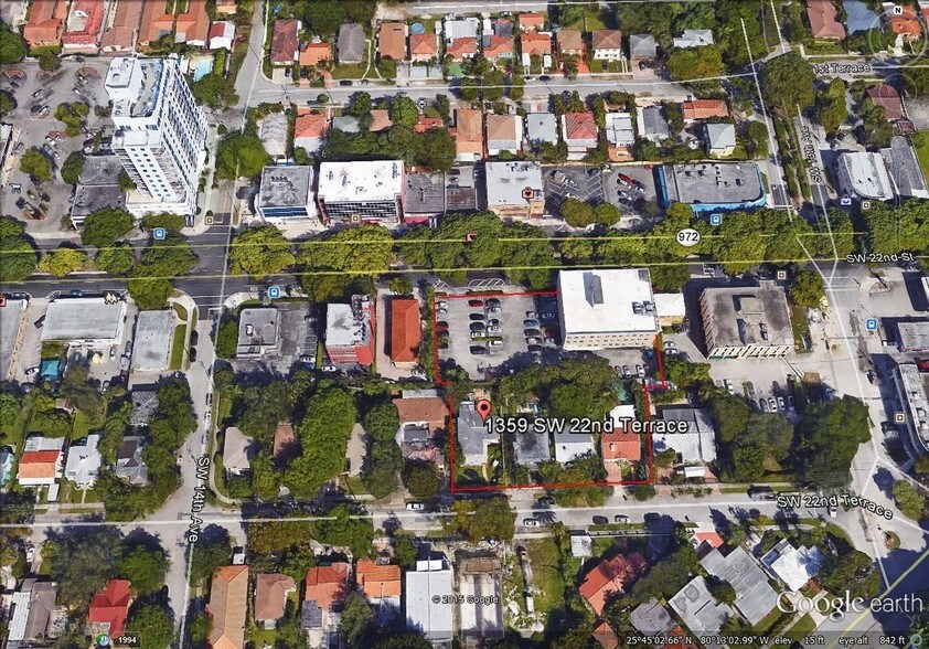 SW 22nd Ter, Miami, FL à vendre - Aérien – Image 2 sur 3