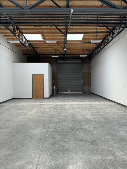 35 Enterprise Way, Dayton, NV à louer - Photo intérieure – Image 3 sur 5
