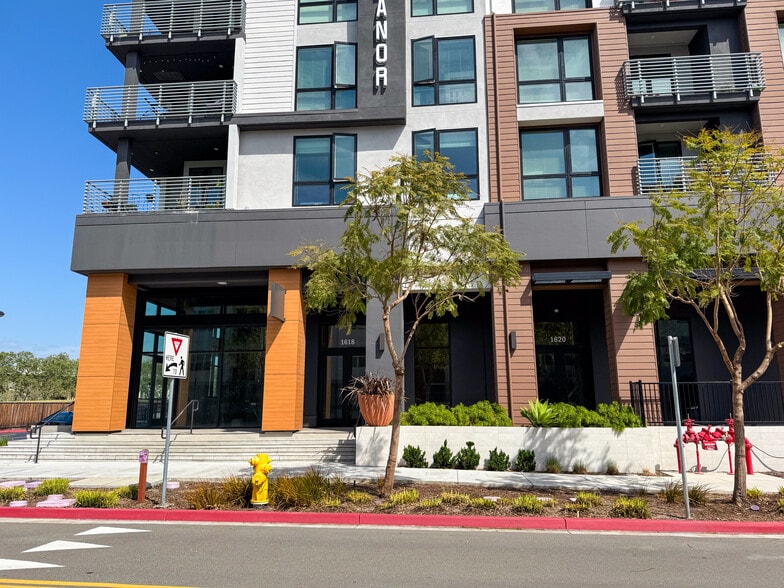 312 Gates Dr, Milpitas, CA à louer - Photo de l’immeuble – Image 3 sur 15