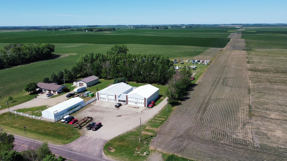 31033 Wass Ave, Round Lake, MN à vendre - Aérien – Image 2 sur 5