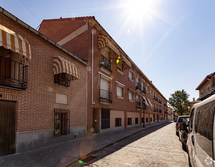 Local commercial dans Navalcarnero, Madrid à louer - Photo de l’immeuble – Image 3 sur 6