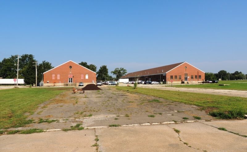 501 E Condit Dr, Rantoul, IL à louer - Photo de l’immeuble – Image 3 sur 5