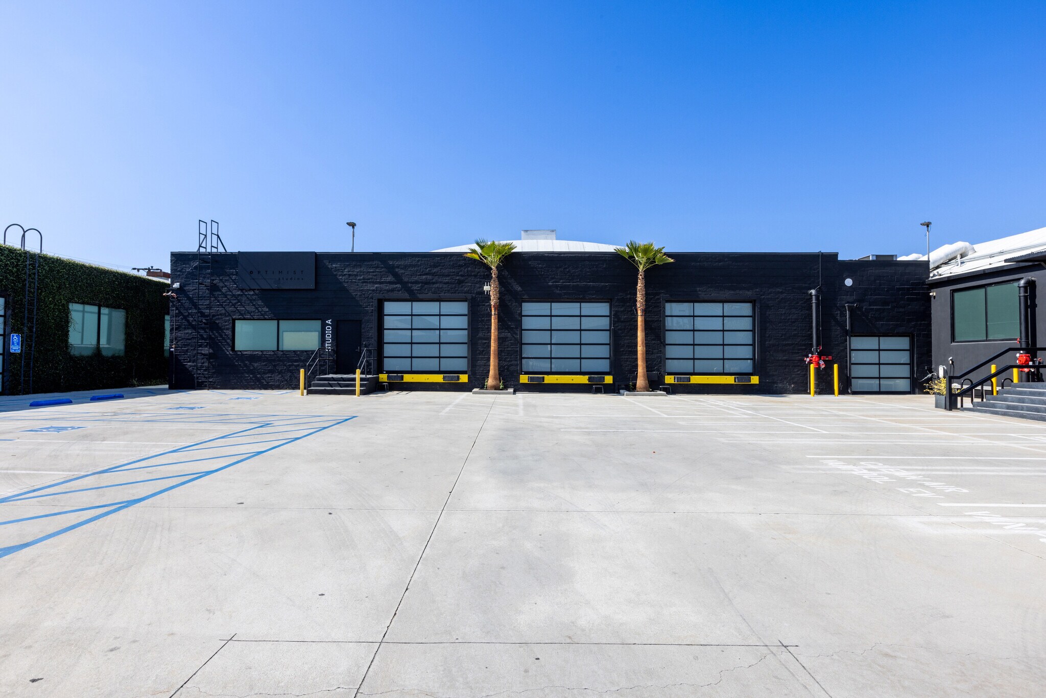 5431 W 104th St, Los Angeles, CA à vendre Photo principale– Image 1 sur 10