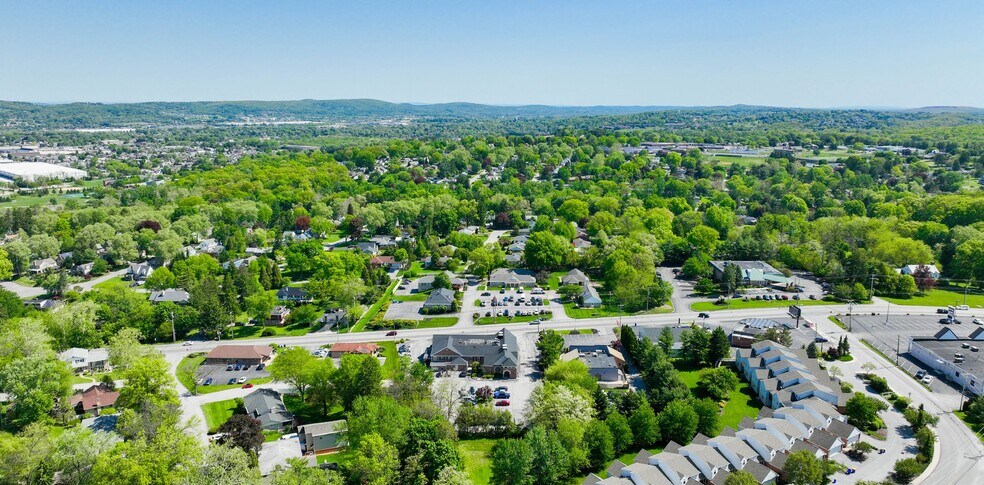 1601 S Queen St, York, PA à vendre - Photo de l’immeuble – Image 2 sur 6