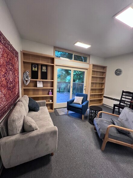 7010 35th Ave NE, Seattle, WA à louer - Photo intérieure – Image 2 sur 12