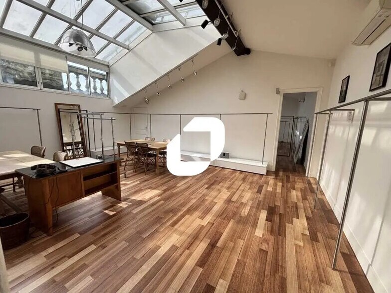 Bureau dans Bordeaux à louer - Photo de l’immeuble – Image 2 sur 10
