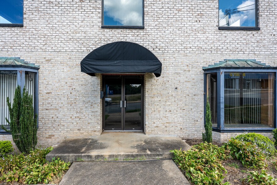 5200 Fort Ave, Lynchburg, VA à vendre - Photo de l’immeuble – Image 3 sur 28