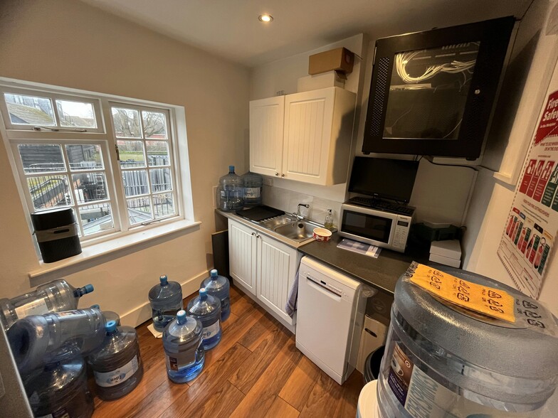 14A Spittal St, Marlow à louer - Photo de l’immeuble – Image 3 sur 9
