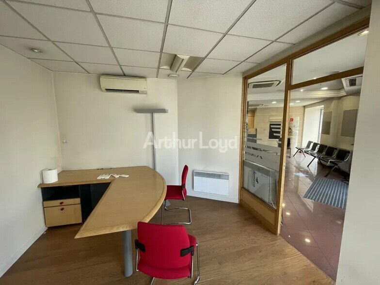 Local commercial dans Reims à vendre - Photo intérieure – Image 3 sur 9