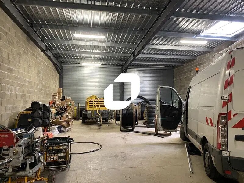 Bureau dans Cadaujac à louer Photo de l’immeuble– Image 1 sur 10