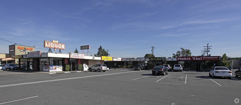 16612 Beach Blvd, Huntington Beach, CA à louer - Photo principale – Image 1 sur 4