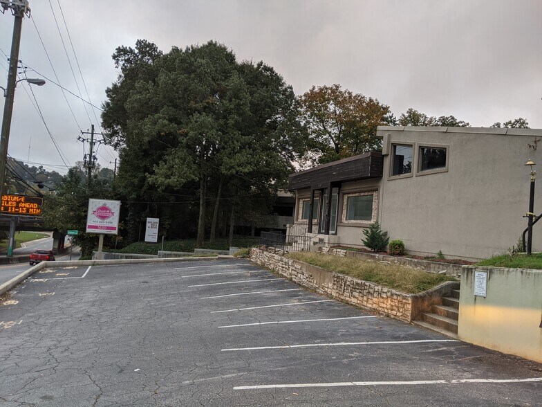 1630 Northside Dr NW, Atlanta, GA à vendre - Photo de l’immeuble – Image 2 sur 6