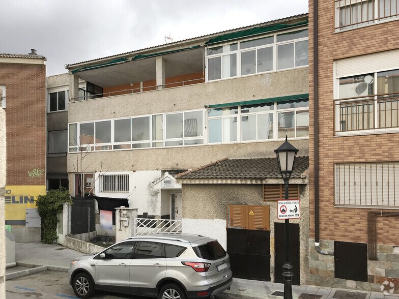 Calle Tejoneras, 6, Galapagar, Madrid à vendre - Photo de l’immeuble – Image 2 sur 2