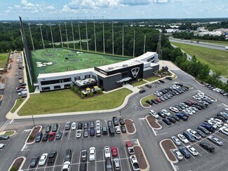 Plus de détails pour 609 Guilford College Rd, Greensboro, NC - Sports et loisirs à vendre