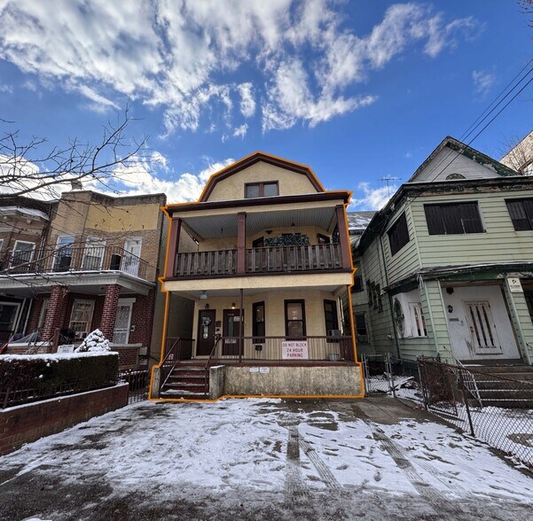 1718 E 17th St, Brooklyn, NY à louer - Photo de l’immeuble – Image 2 sur 18
