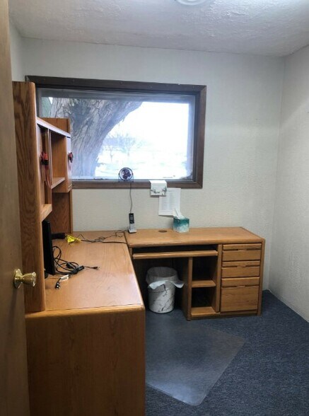 606 N Saginaw St, Lapeer, MI à louer - Photo intérieure – Image 3 sur 7