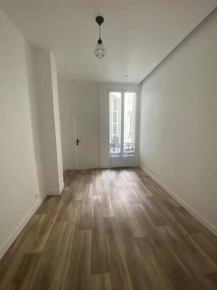 Bureau dans Paris à louer - Photo de l’immeuble – Image 3 sur 9