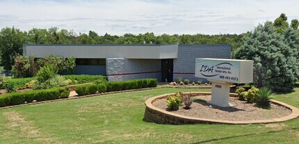 4900 N Lincoln Blvd, Oklahoma City, OK à louer Photo intérieure– Image 2 sur 3