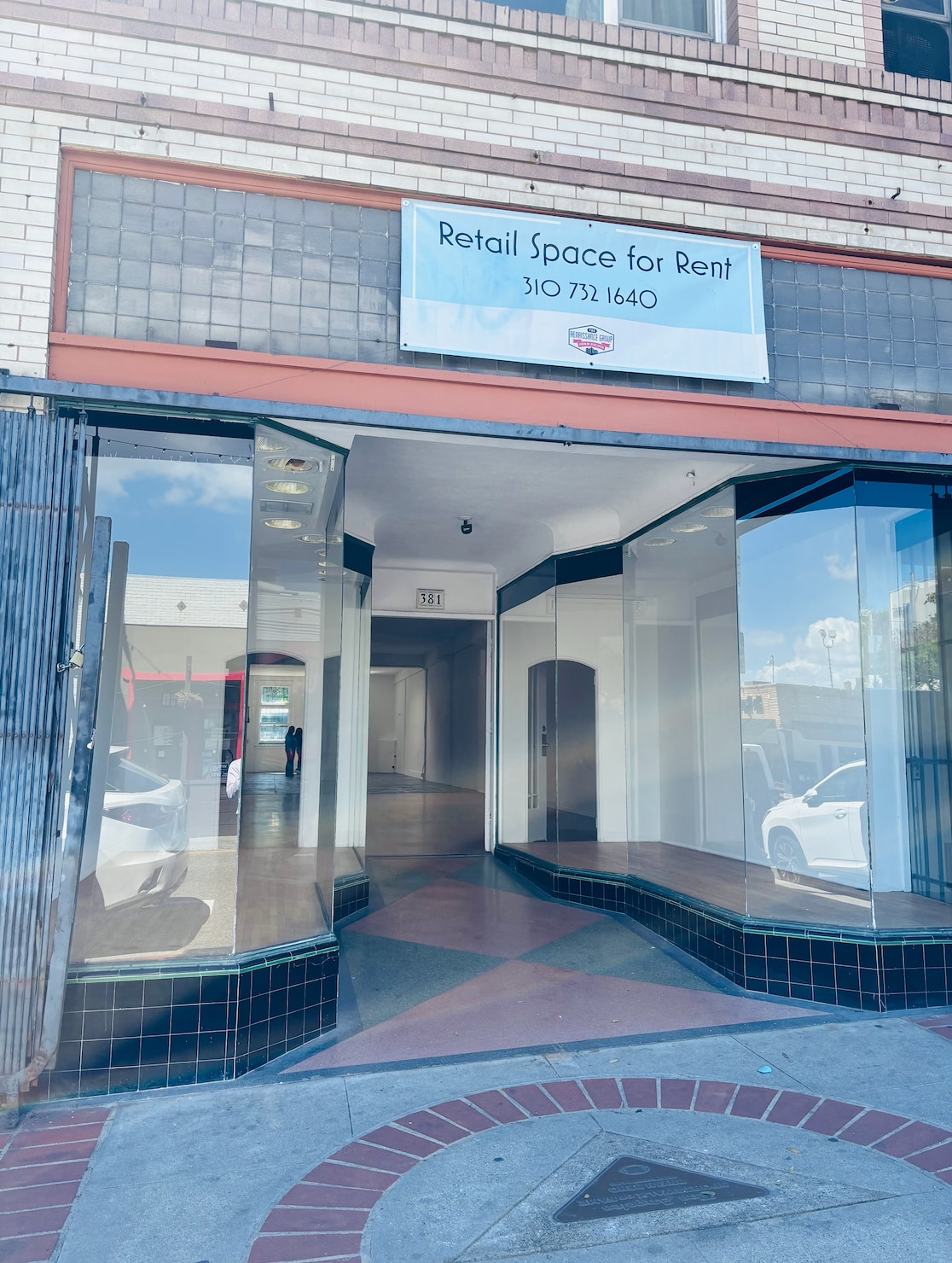 381-385 W 6th St, San Pedro, CA à louer Photo intérieure– Image 1 sur 8