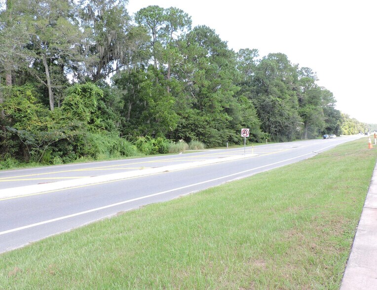 12532 Yellow Bluff Rd, Jacksonville, FL à vendre - Photo de l’immeuble – Image 3 sur 14