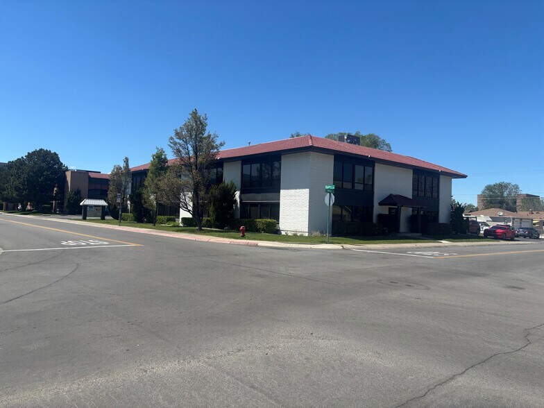 495 Apple St, Reno, NV à louer - Photo de l’immeuble – Image 2 sur 3