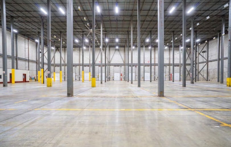 1 Green St, Clinton, MA à louer - Photo intérieure – Image 2 sur 4