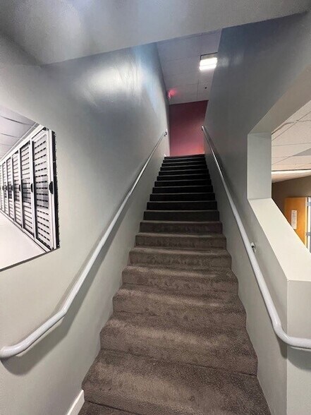 26150 Enterprise Way, Lake Forest, CA à louer - Photo intérieure – Image 2 sur 10
