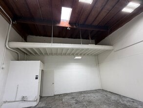 14 Galli Dr, Novato, CA à louer Photo intérieure– Image 2 sur 5