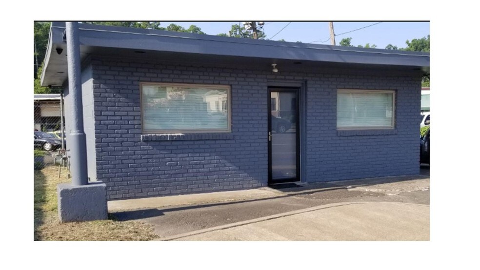 7311 W Kanis Rd, Little Rock, AR à vendre - Photo principale – Image 1 sur 2