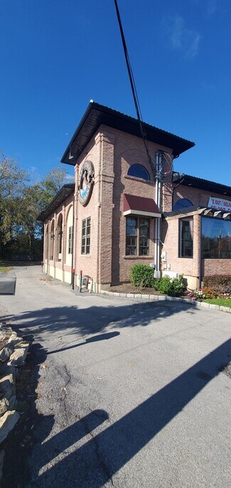 Plus de détails pour 1605 Route 9, Wappingers Falls, NY - Local commercial à vendre