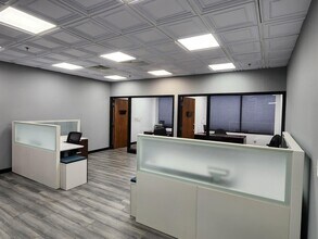 1685 Terrell Mill Rd SE, Marietta, GA à louer Photo intérieure– Image 2 sur 8