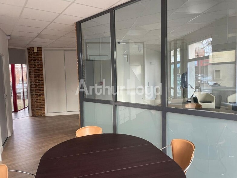 Bureau dans Douai à vendre - Photo intérieure – Image 2 sur 5