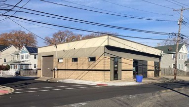 61 Main St, Keansburg, NJ à vendre - Photo de l’immeuble – Image 2 sur 6